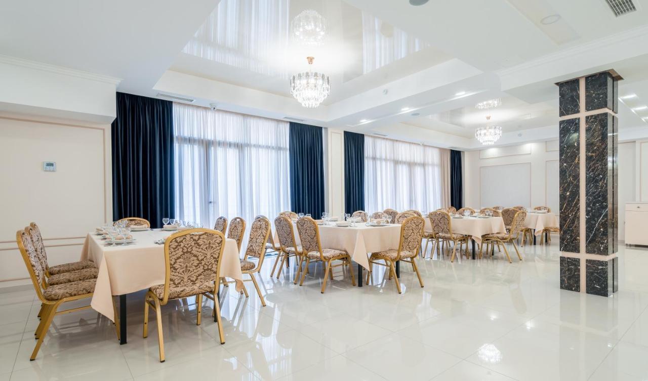 Aura Hotel Tbilisi ภายนอก รูปภาพ