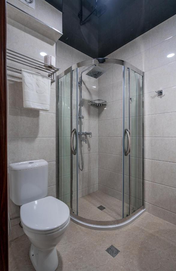 Aura Hotel Tbilisi ภายนอก รูปภาพ