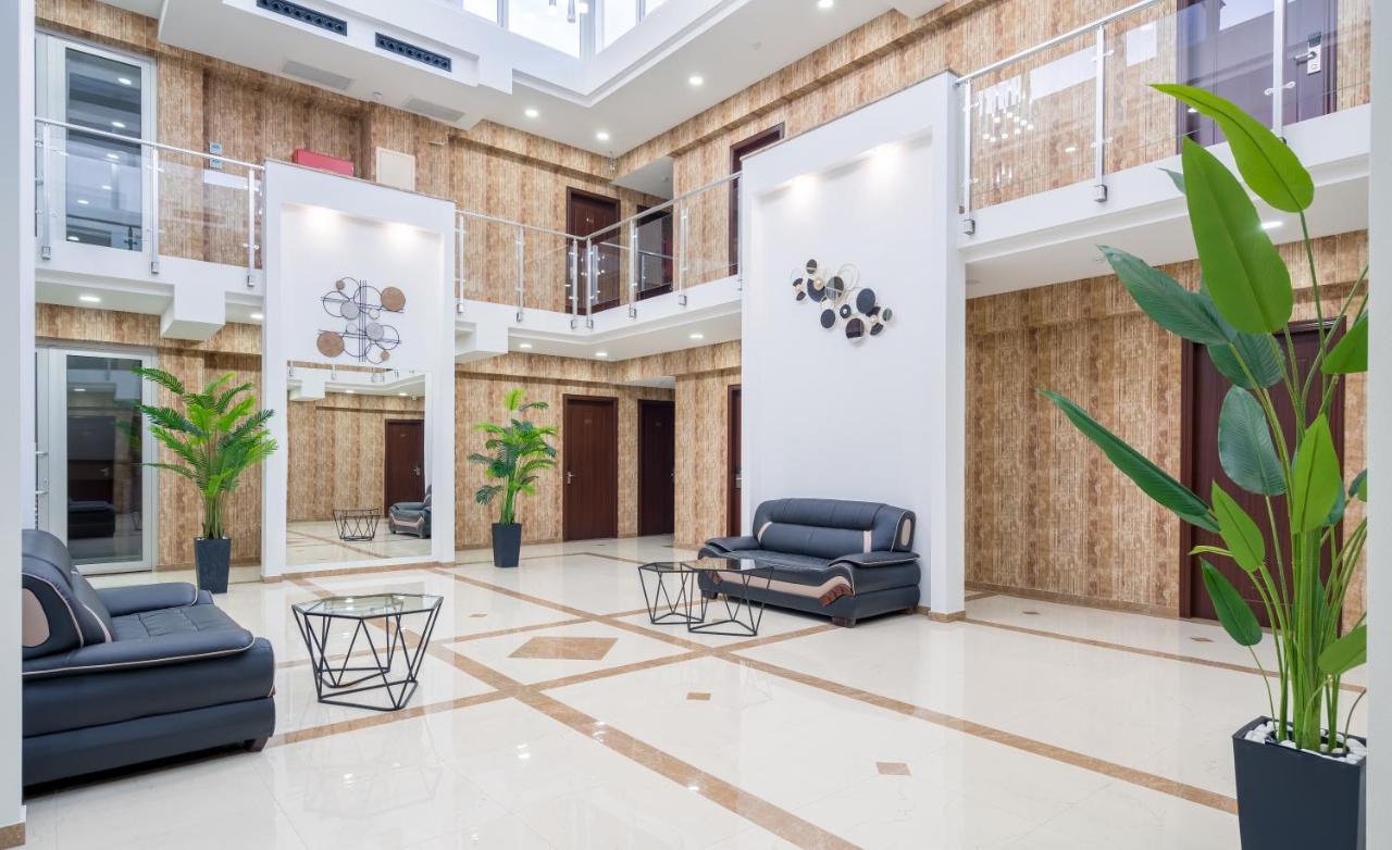 Aura Hotel Tbilisi ภายนอก รูปภาพ