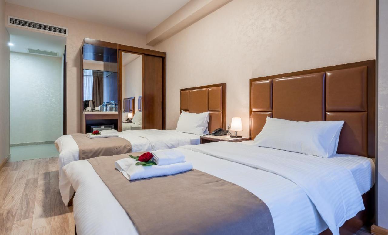 Aura Hotel Tbilisi ภายนอก รูปภาพ